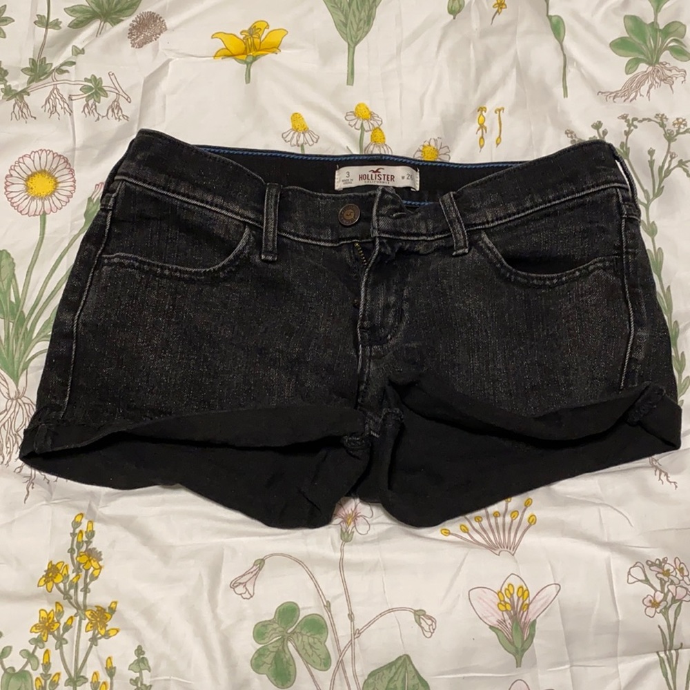 hollister low rise shorts